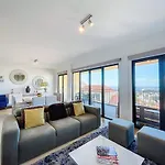 The View By Atlantic Apartment *