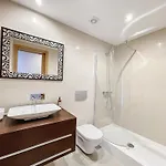 The View By Atlantic Apartment *