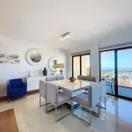 The View By Atlantic Apartament