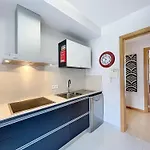 The View By Atlantic Apartament *