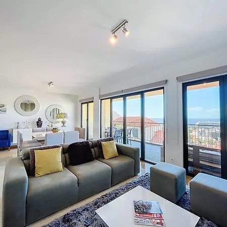 The View By Atlantic Apartment *